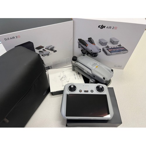 Квадрокоптер DJI AIR 2S Fly More Combo (пульт DJI RC с экраном) в Домодедово
